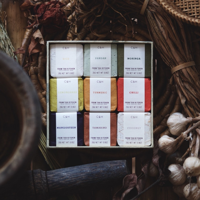 FROM THAI KITCHEN, THE THAI KITCHEN SOAP EXPERIENCE (9 X 25g)